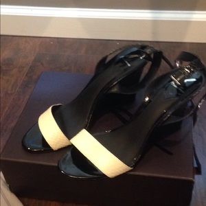 B by Brian Atwood wedges